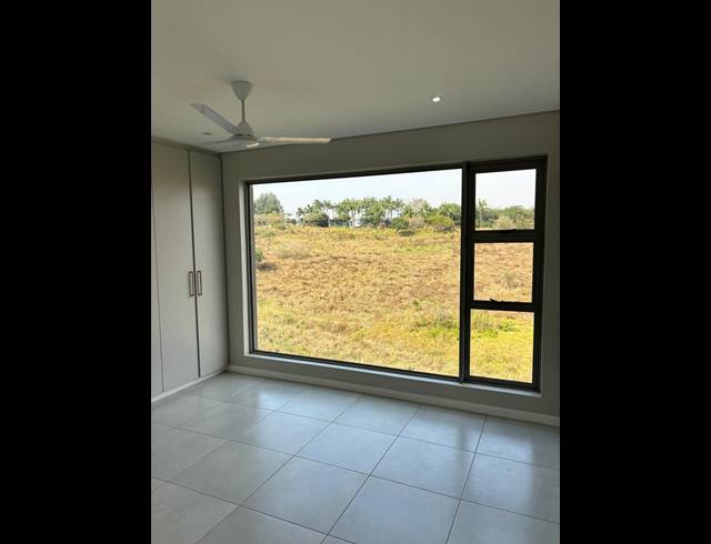4 BEDROOM HOUSE FOR SALE IN PALM LAKES ESTATE